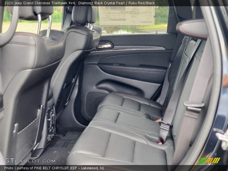 Diamond Black Crystal Pearl / Ruby Red/Black 2020 Jeep Grand Cherokee Trailhawk 4x4