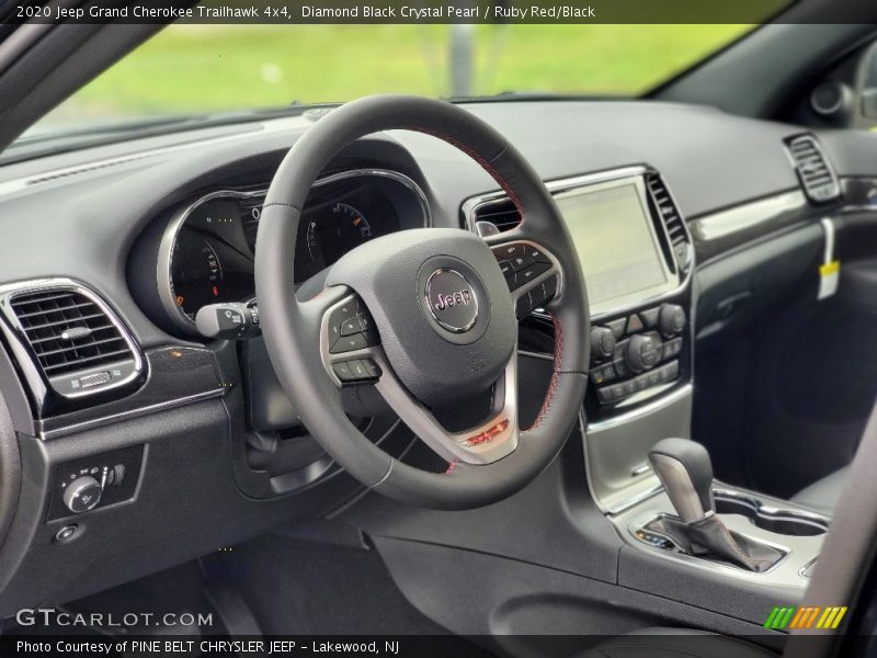 Diamond Black Crystal Pearl / Ruby Red/Black 2020 Jeep Grand Cherokee Trailhawk 4x4