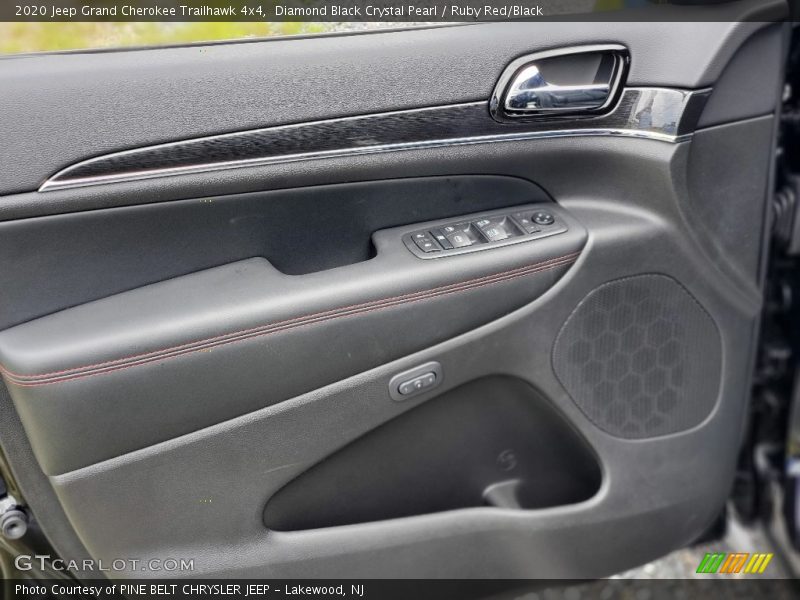 Diamond Black Crystal Pearl / Ruby Red/Black 2020 Jeep Grand Cherokee Trailhawk 4x4
