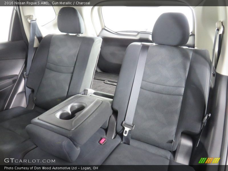 Gun Metallic / Charcoal 2016 Nissan Rogue S AWD