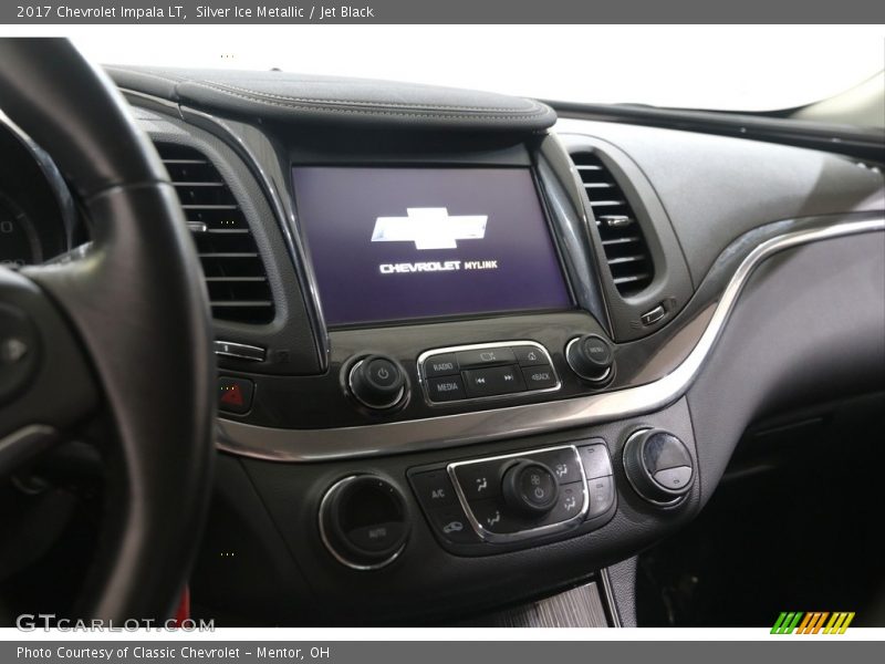 Silver Ice Metallic / Jet Black 2017 Chevrolet Impala LT