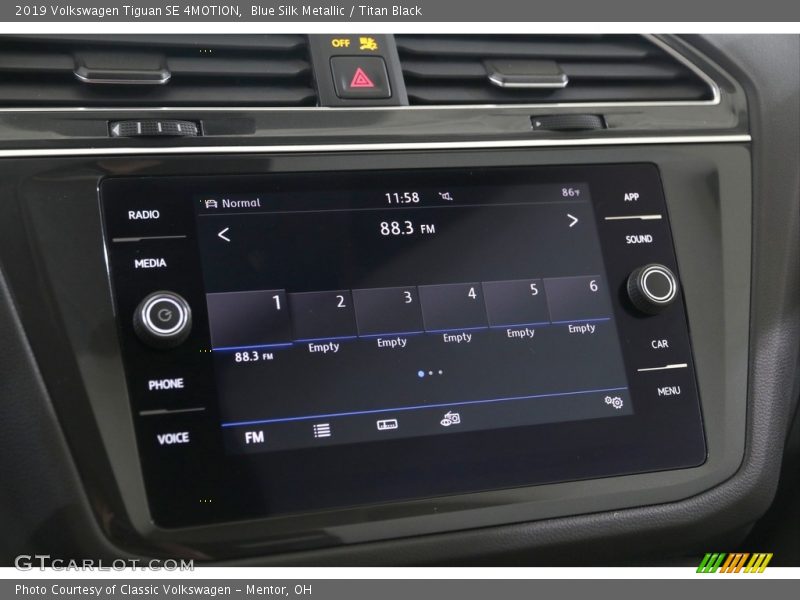 Blue Silk Metallic / Titan Black 2019 Volkswagen Tiguan SE 4MOTION