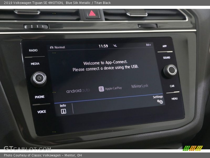 Blue Silk Metallic / Titan Black 2019 Volkswagen Tiguan SE 4MOTION