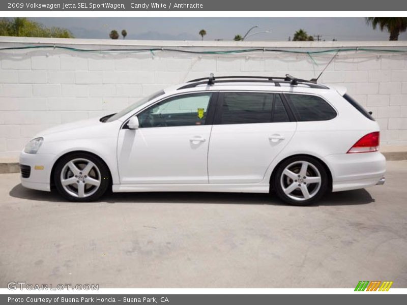  2009 Jetta SEL SportWagen Candy White