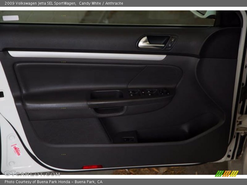 Candy White / Anthracite 2009 Volkswagen Jetta SEL SportWagen