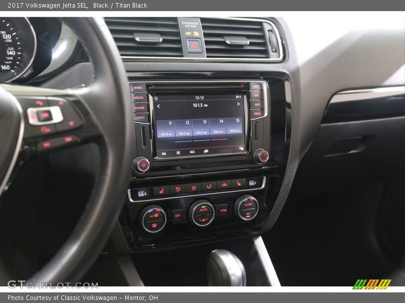 Black / Titan Black 2017 Volkswagen Jetta SEL