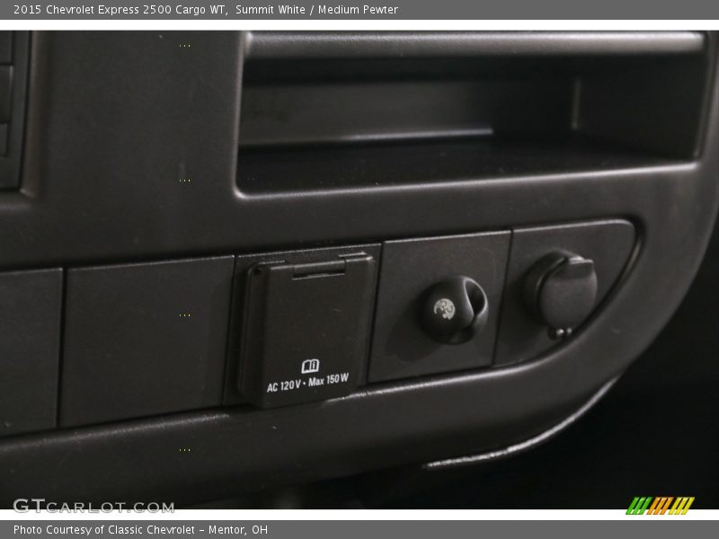 Summit White / Medium Pewter 2015 Chevrolet Express 2500 Cargo WT