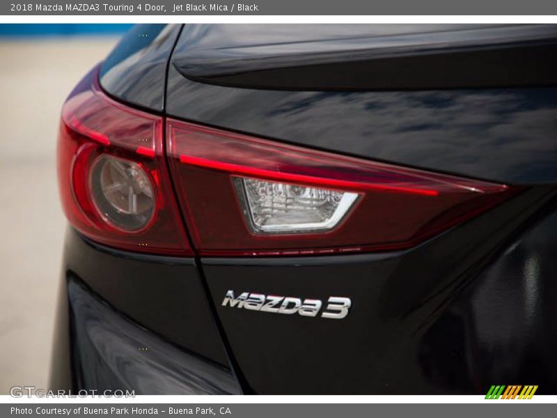 Jet Black Mica / Black 2018 Mazda MAZDA3 Touring 4 Door