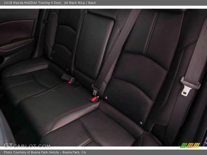 Jet Black Mica / Black 2018 Mazda MAZDA3 Touring 4 Door