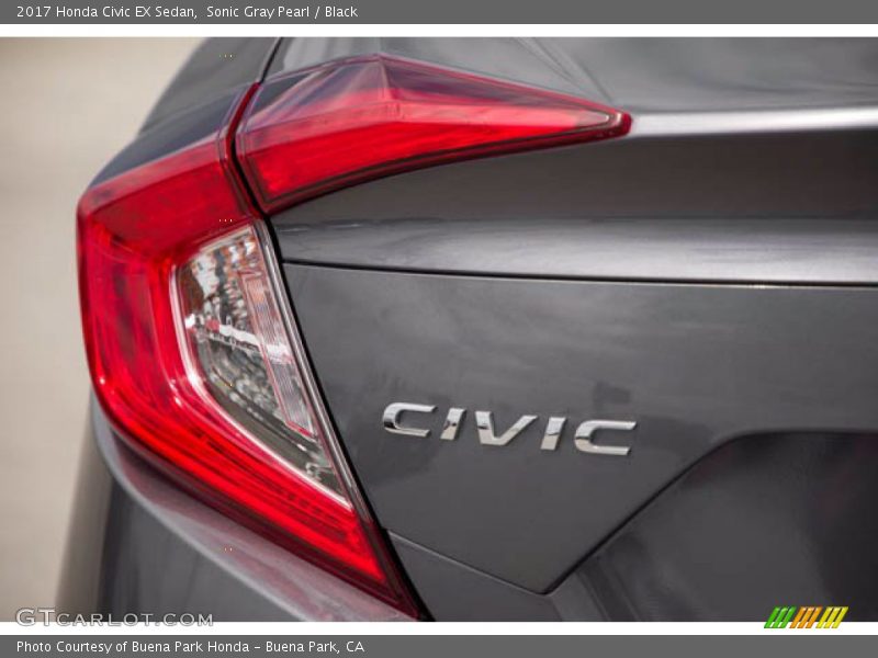 Sonic Gray Pearl / Black 2017 Honda Civic EX Sedan