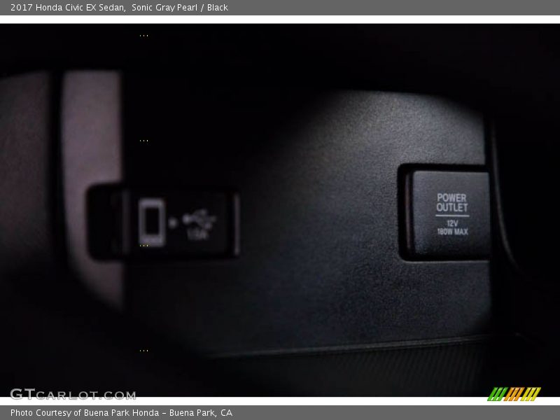 Sonic Gray Pearl / Black 2017 Honda Civic EX Sedan
