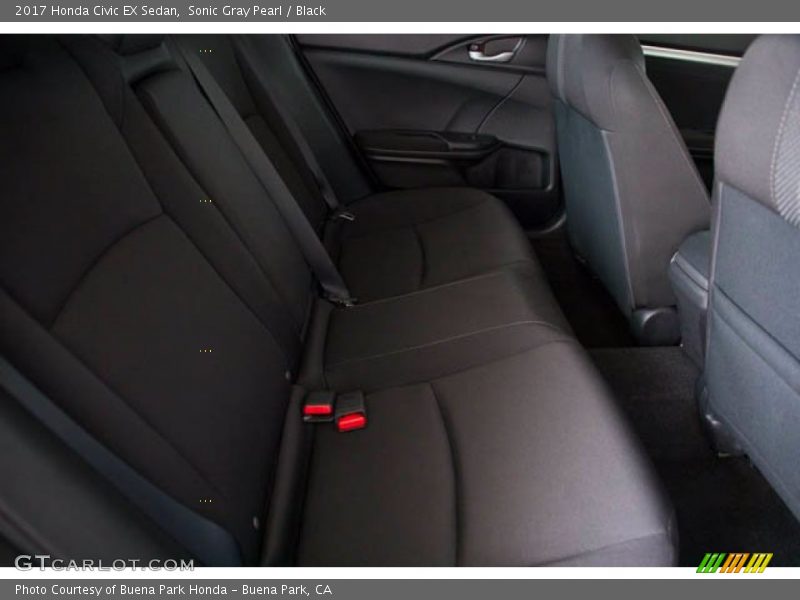 Sonic Gray Pearl / Black 2017 Honda Civic EX Sedan