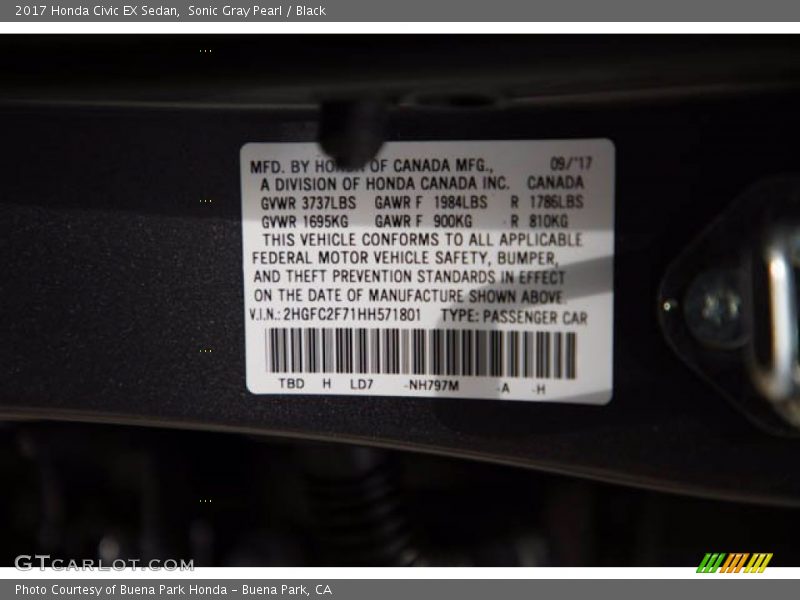 Sonic Gray Pearl / Black 2017 Honda Civic EX Sedan