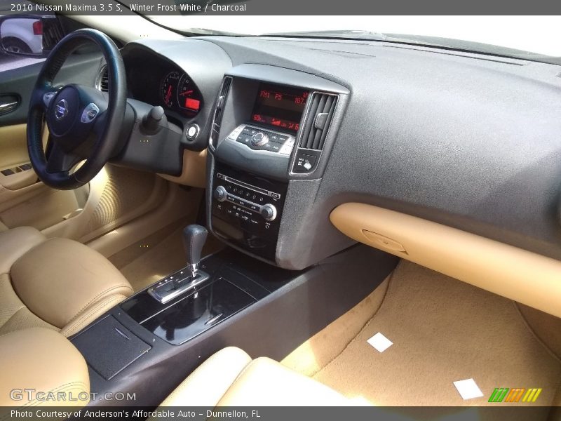 Winter Frost White / Charcoal 2010 Nissan Maxima 3.5 S