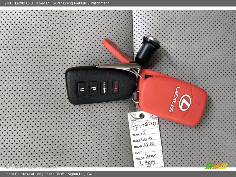 Keys of 2015 ES 350 Sedan