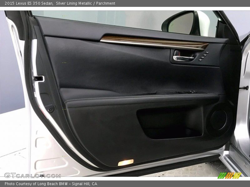 Door Panel of 2015 ES 350 Sedan