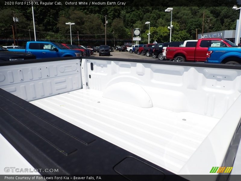 Oxford White / Medium Earth Gray 2020 Ford F150 XL Regular Cab