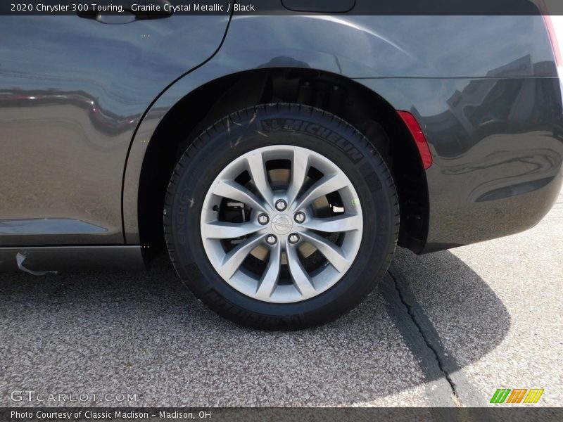 Granite Crystal Metallic / Black 2020 Chrysler 300 Touring