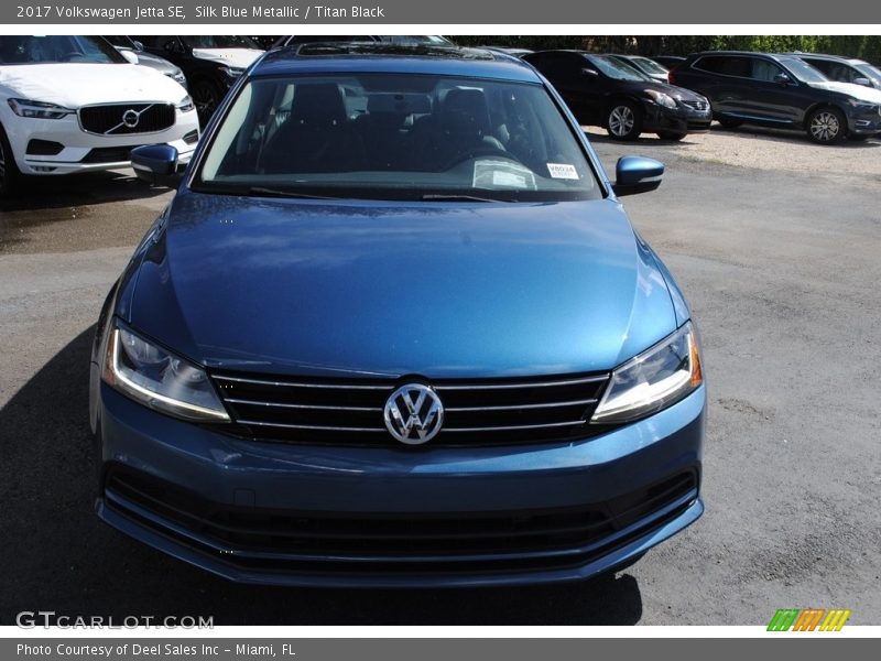 Silk Blue Metallic / Titan Black 2017 Volkswagen Jetta SE