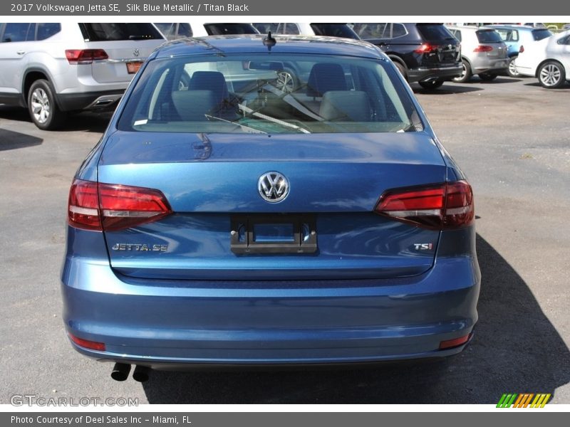 Silk Blue Metallic / Titan Black 2017 Volkswagen Jetta SE