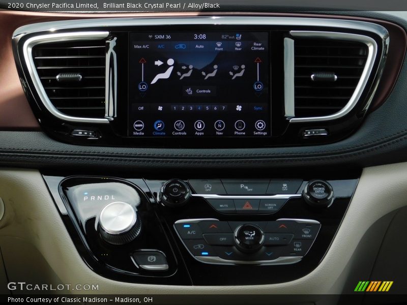 Brilliant Black Crystal Pearl / Alloy/Black 2020 Chrysler Pacifica Limited