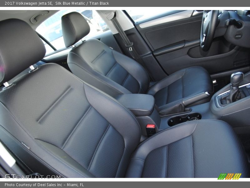 Silk Blue Metallic / Titan Black 2017 Volkswagen Jetta SE