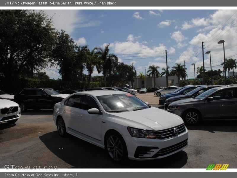 Pure White / Titan Black 2017 Volkswagen Passat R-Line Sedan