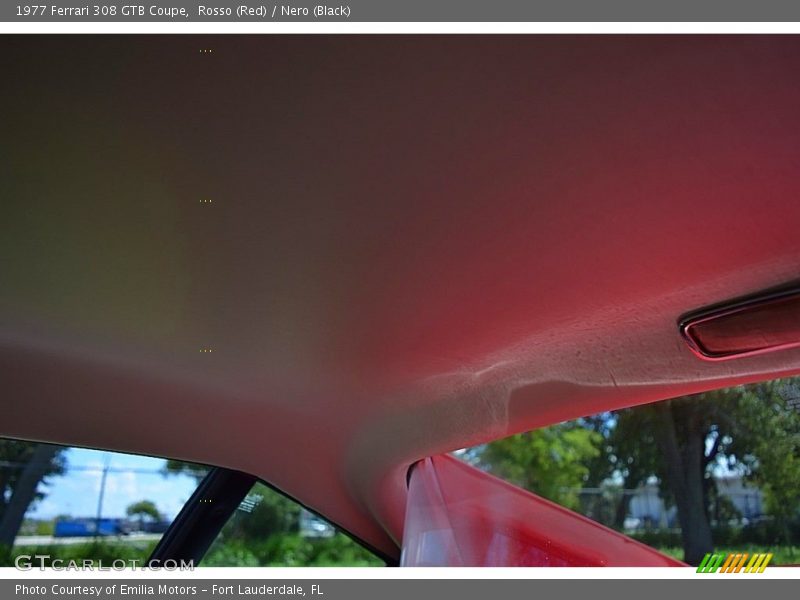 Rosso (Red) / Nero (Black) 1977 Ferrari 308 GTB Coupe