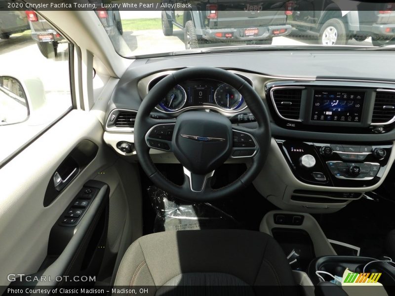 Luxury White Pearl / Alloy/Black 2020 Chrysler Pacifica Touring