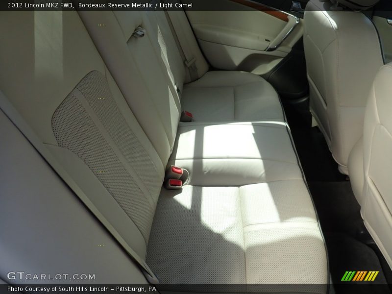 Bordeaux Reserve Metallic / Light Camel 2012 Lincoln MKZ FWD