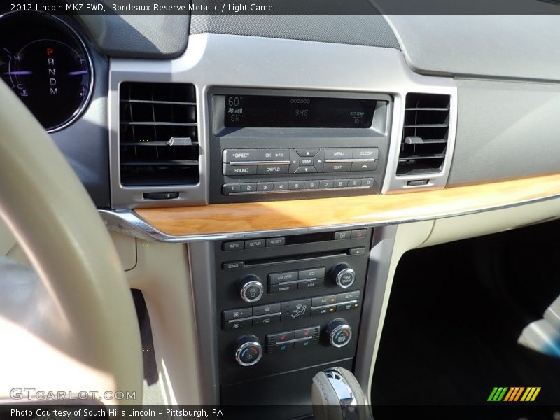 Bordeaux Reserve Metallic / Light Camel 2012 Lincoln MKZ FWD