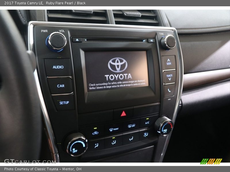 Ruby Flare Pearl / Black 2017 Toyota Camry LE