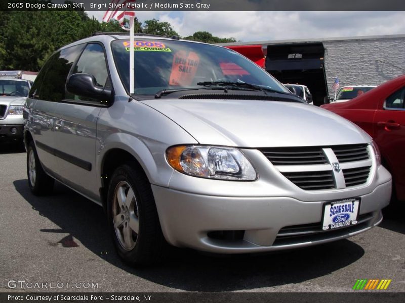 Bright Silver Metallic / Medium Slate Gray 2005 Dodge Caravan SXT