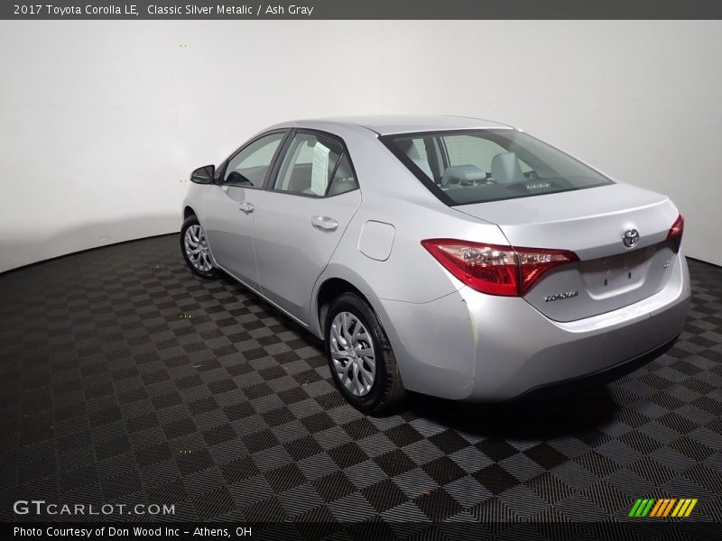 Classic Silver Metalic / Ash Gray 2017 Toyota Corolla LE