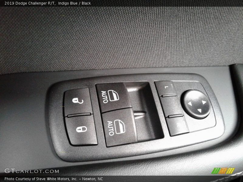Indigo Blue / Black 2019 Dodge Challenger R/T