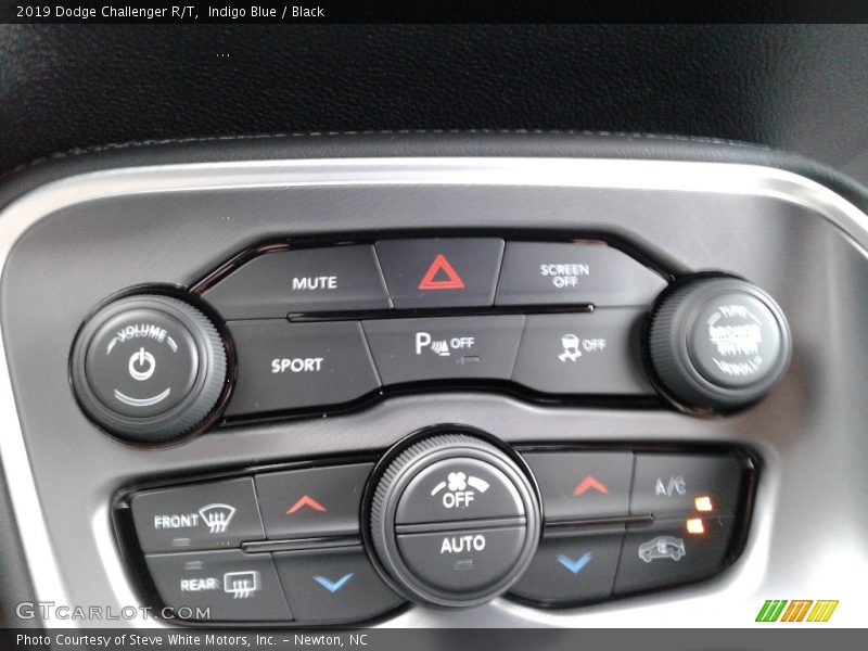 Indigo Blue / Black 2019 Dodge Challenger R/T