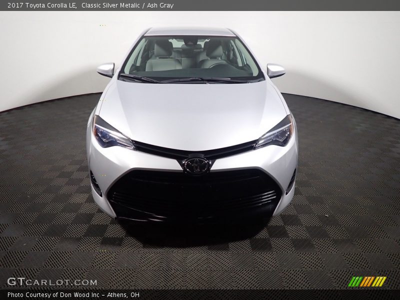 Classic Silver Metalic / Ash Gray 2017 Toyota Corolla LE