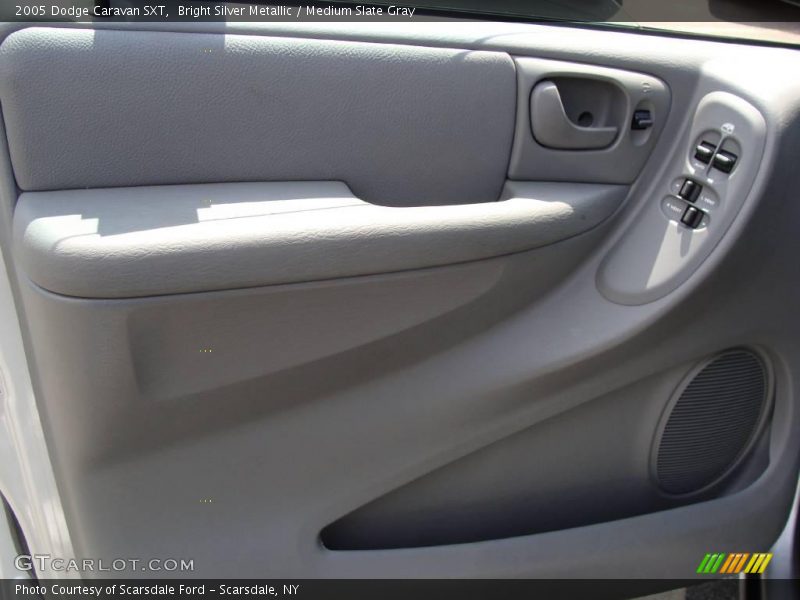 Bright Silver Metallic / Medium Slate Gray 2005 Dodge Caravan SXT