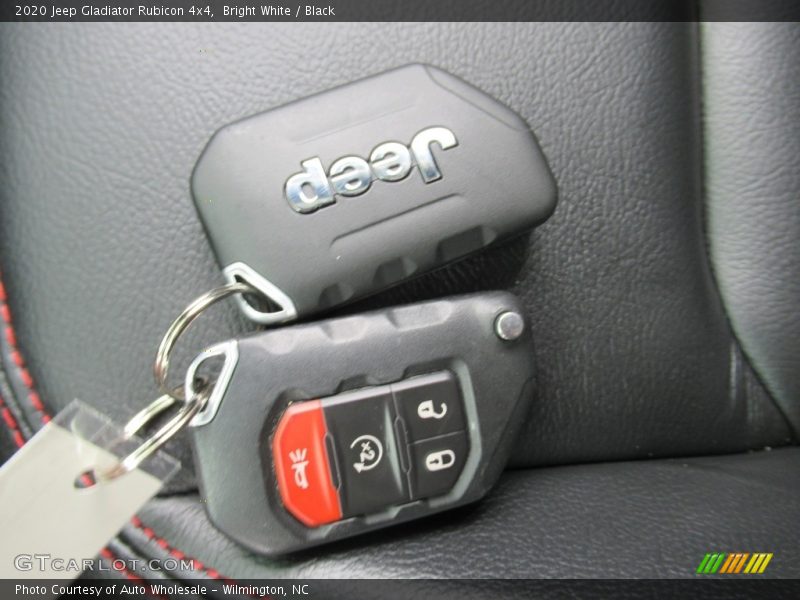 Bright White / Black 2020 Jeep Gladiator Rubicon 4x4
