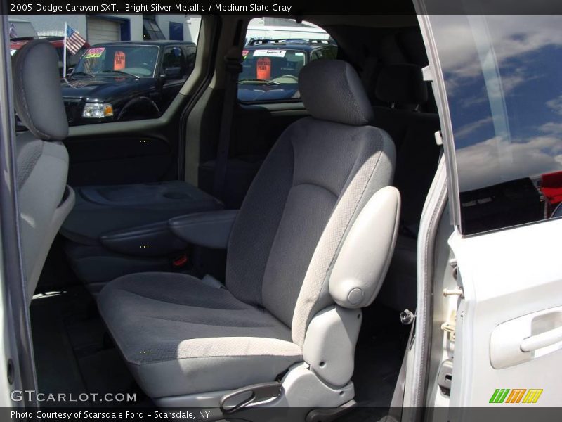 Bright Silver Metallic / Medium Slate Gray 2005 Dodge Caravan SXT