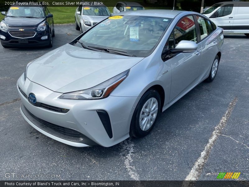 Classic Silver Metallic / Black 2019 Toyota Prius L Eco