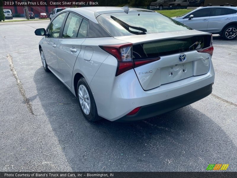 Classic Silver Metallic / Black 2019 Toyota Prius L Eco