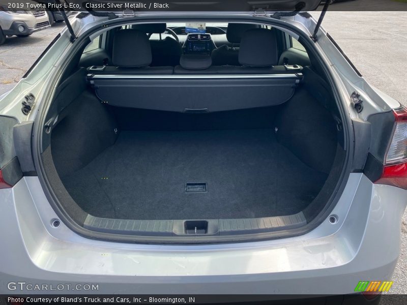  2019 Prius L Eco Trunk