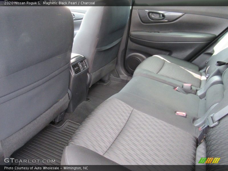Magnetic Black Pearl / Charcoal 2020 Nissan Rogue S