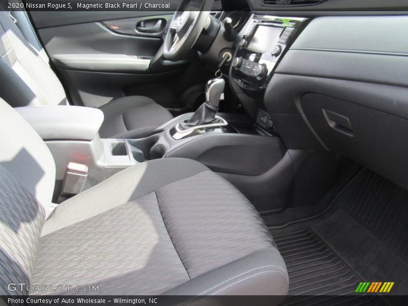 Magnetic Black Pearl / Charcoal 2020 Nissan Rogue S