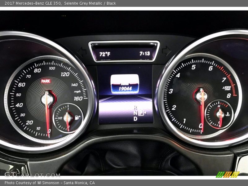 Selenite Grey Metallic / Black 2017 Mercedes-Benz GLE 350