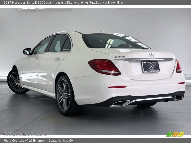 designo Diamond White Metallic / Nut Brown/Black 2017 Mercedes-Benz E 300 Sedan