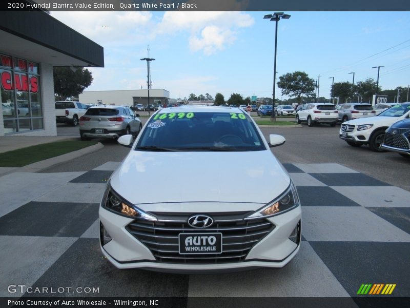 Quartz White Pearl / Black 2020 Hyundai Elantra Value Edition