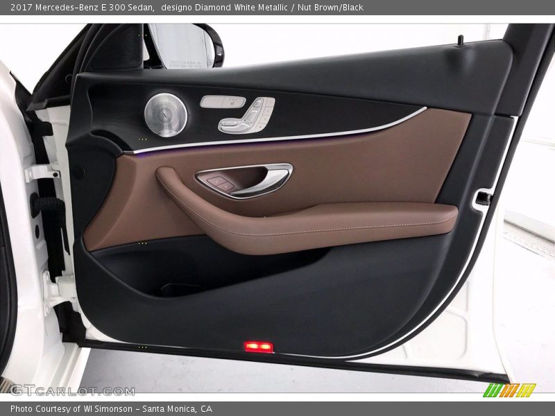 designo Diamond White Metallic / Nut Brown/Black 2017 Mercedes-Benz E 300 Sedan