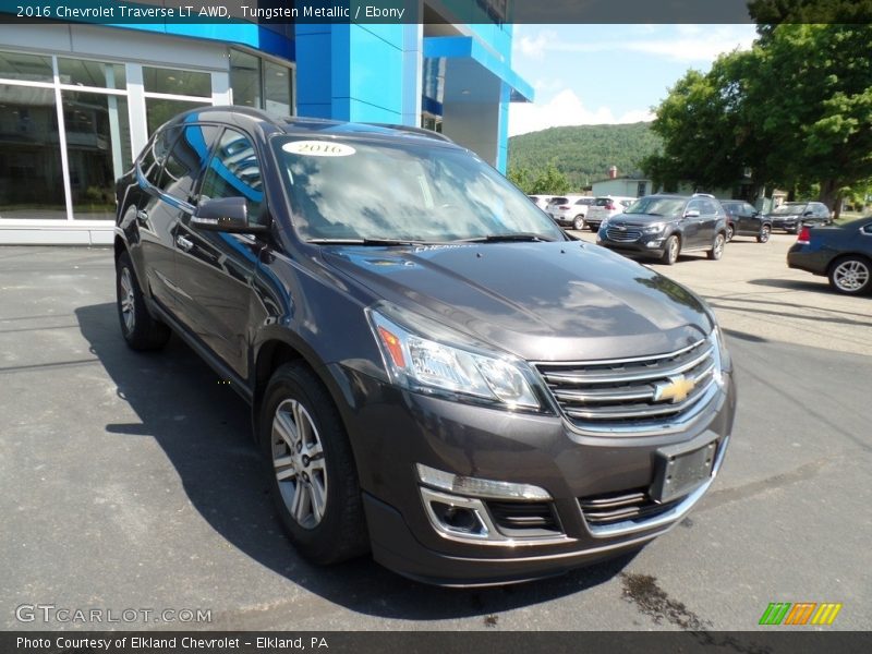 Tungsten Metallic / Ebony 2016 Chevrolet Traverse LT AWD